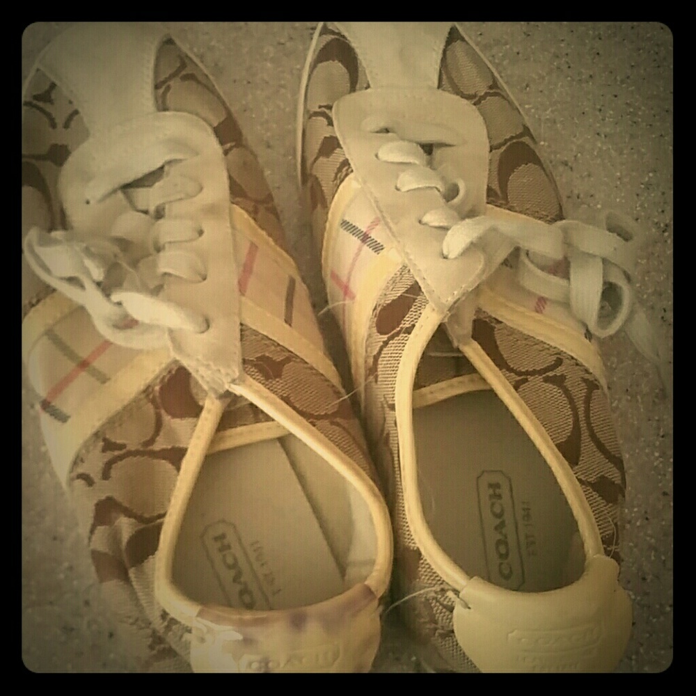 Couch shoes